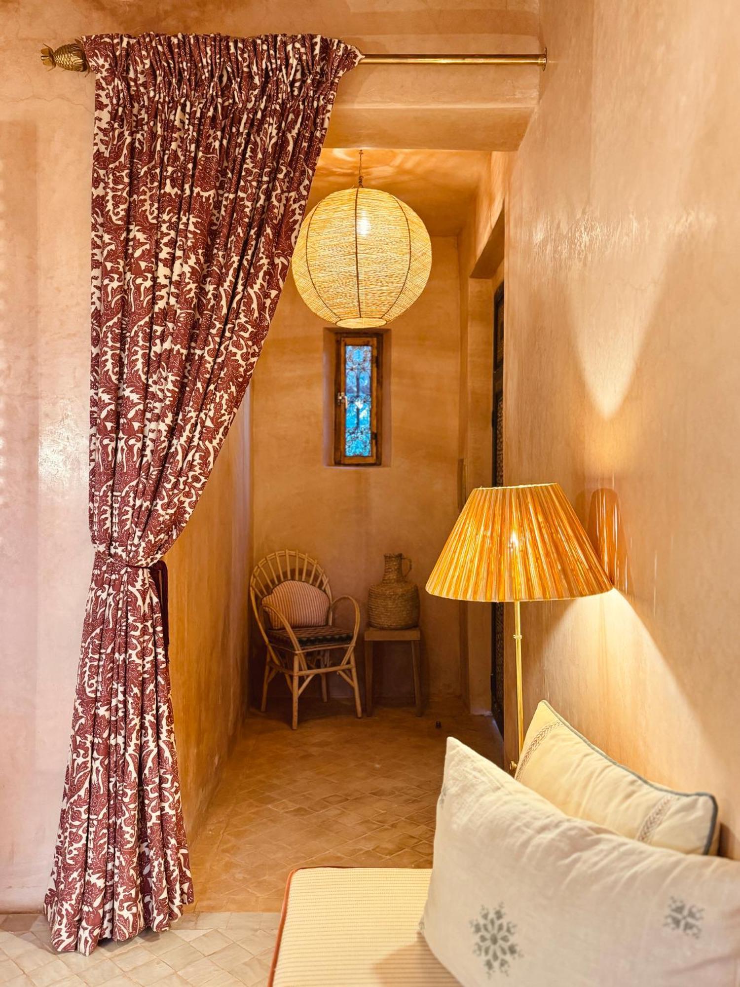 Casa Abracadabra Hotel *